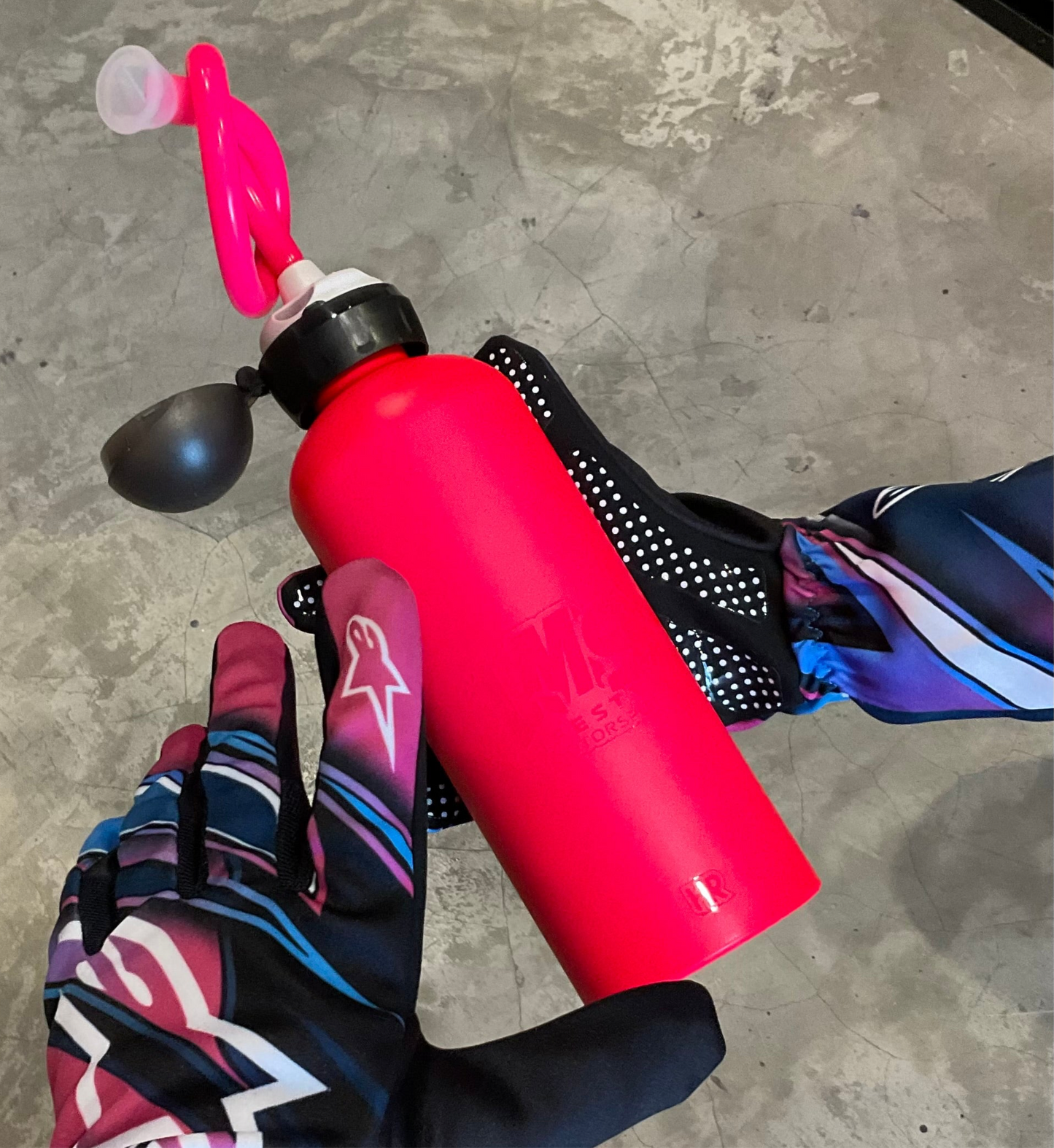 HYDRORACE 1L DRINKS BOTTLE