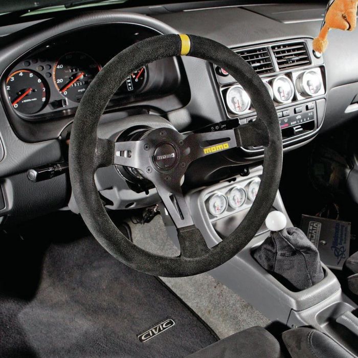 MOMO MOD.08 SUEDE STEERING WHEEL