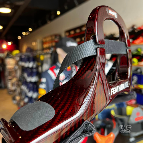 [NEW] STAND21 FEATHERLITE HANS